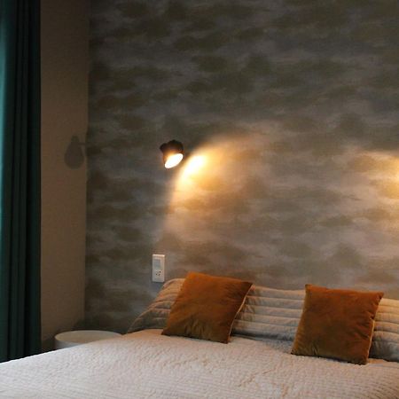 Logis Hotel L'Ayguelade Bielle Экстерьер фото