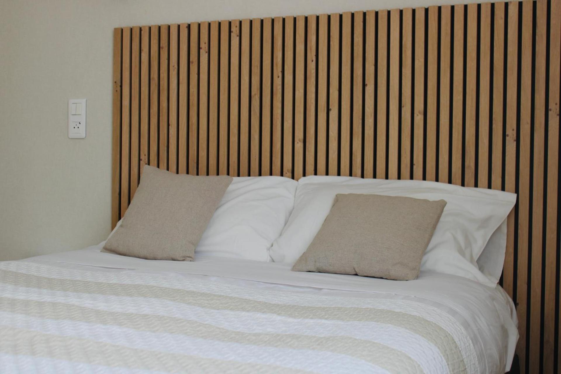 Logis Hotel L'Ayguelade Bielle Экстерьер фото