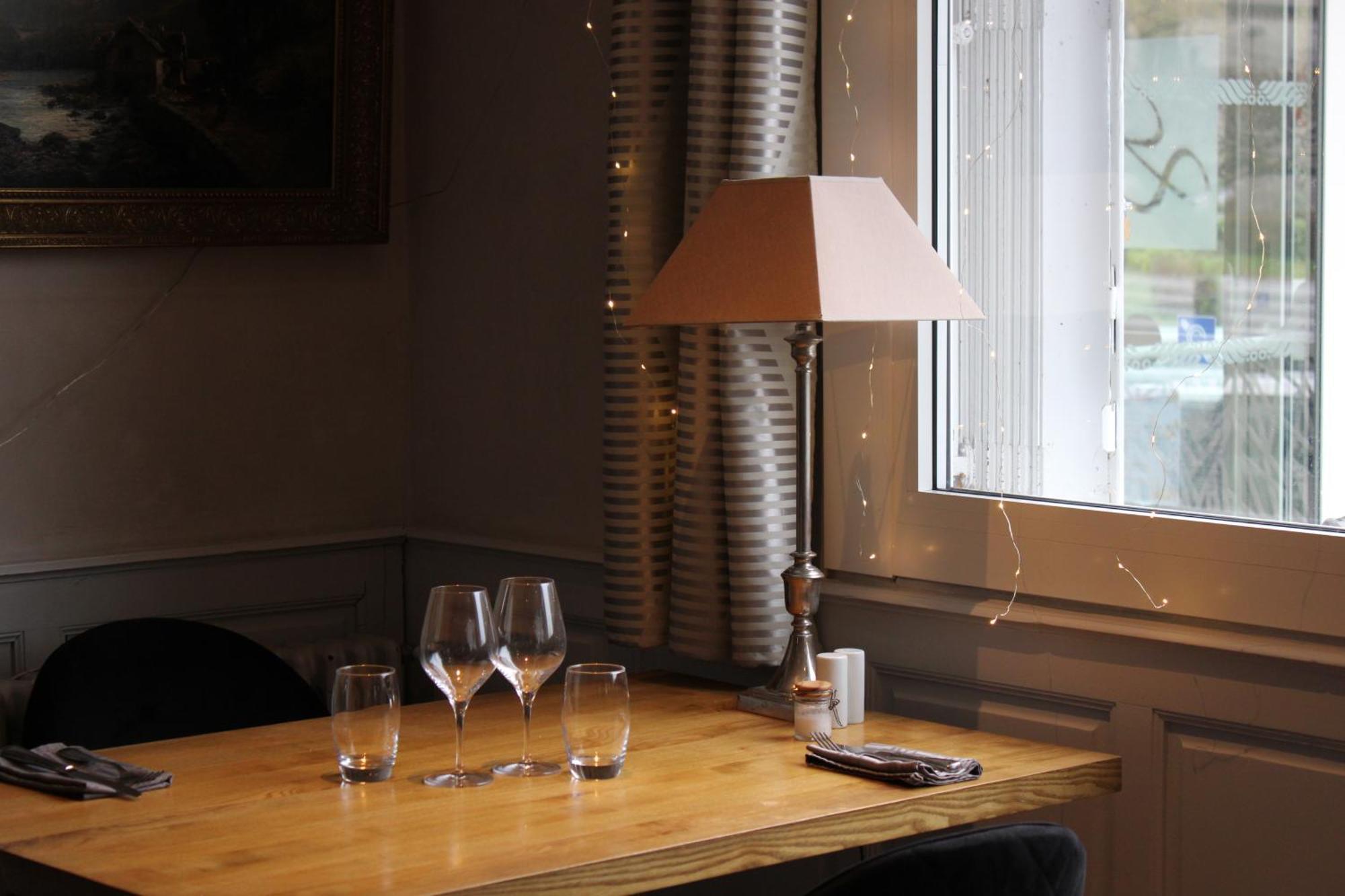 Logis Hotel L'Ayguelade Bielle Экстерьер фото